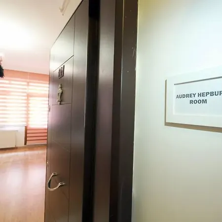 Brk Dream Taksim Lägenhetshotell Istanbul